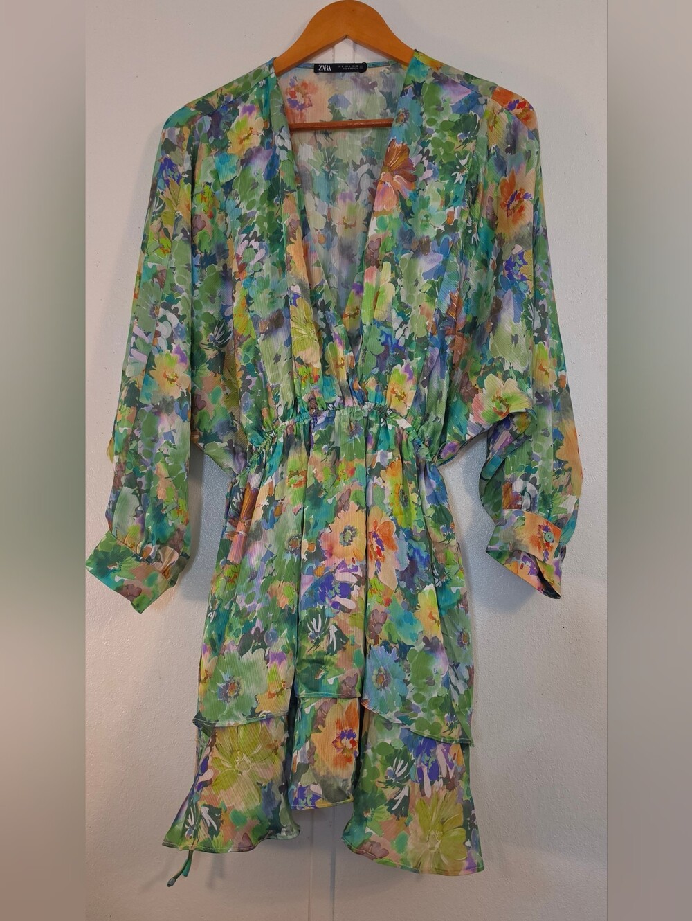 Zara Green Floral V-Neck Tunic with Multicolor Blooms